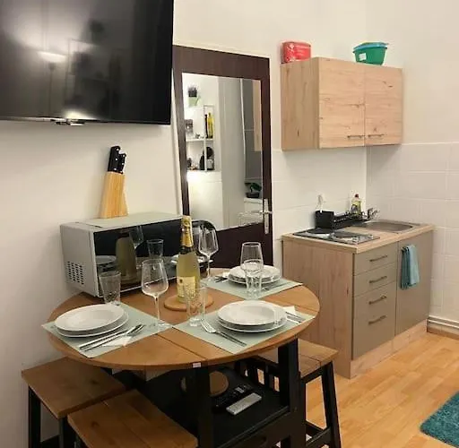 Gospel - Augarten - 29 M² Апартаменты